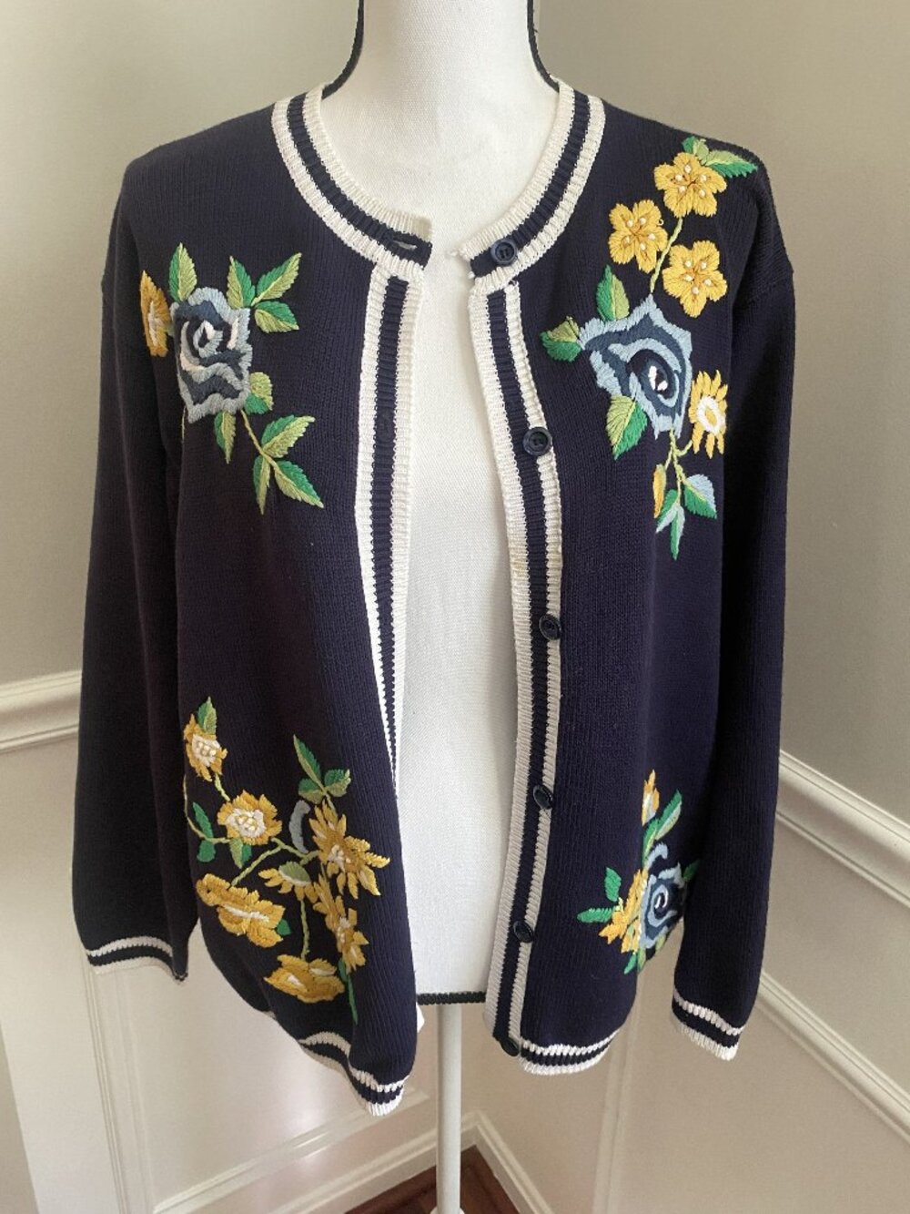 Alfred Dunner Floral Cardigan size Large Blue